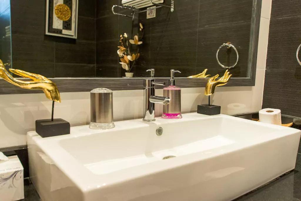 Magnificent 2Br Villa Isawan With Salt Pool Ban Saiyuan Luaran gambar